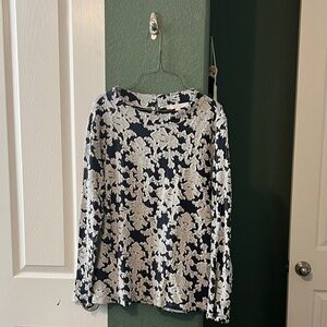 Loft size L Elegant Navy and White Floral Women's Top